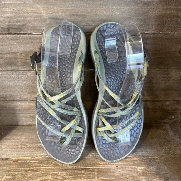 Womens Chaco Green Slip On Comfort Walking Hiking Sandals Slides Size 7 M GUC - Picture 3 of 6